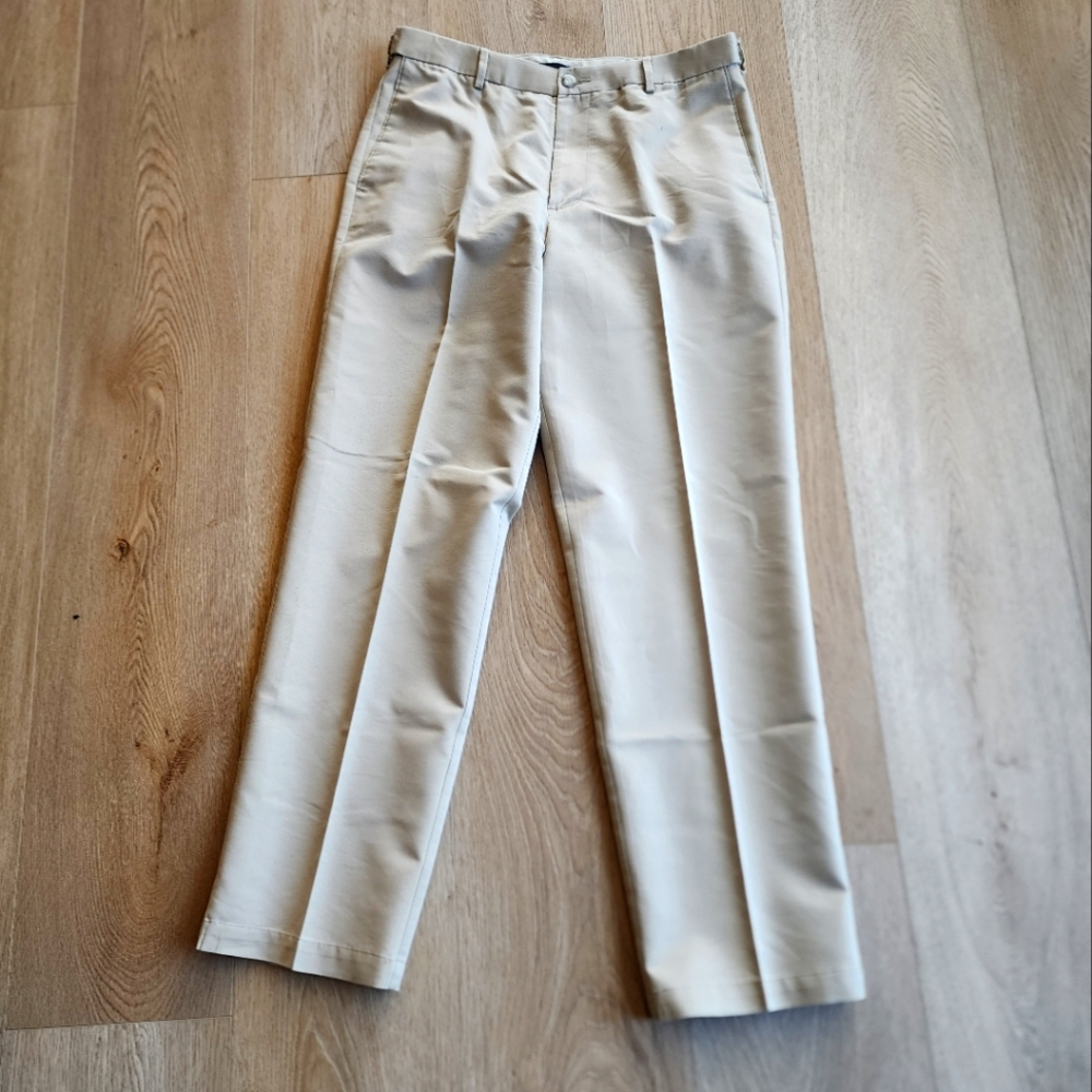 Dockers Premium Relaxed Fit Comfort Stretch Khaki Pants